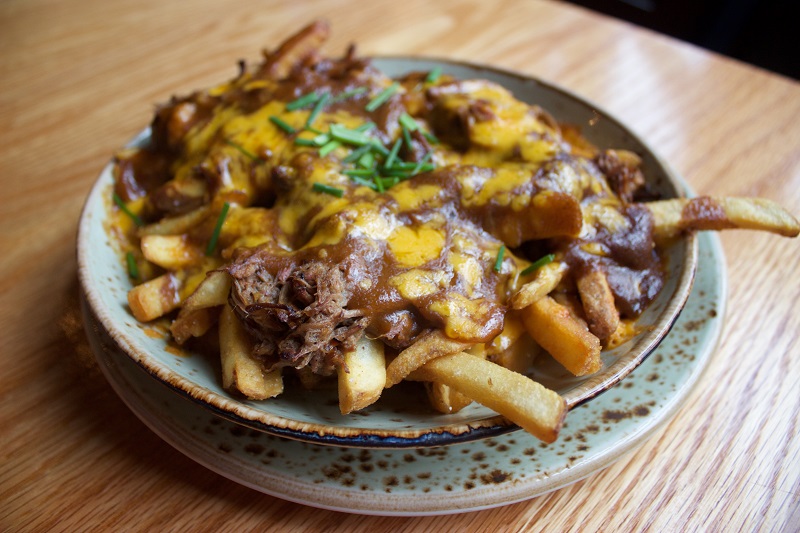 sb-craft-house-McClave_Poutine-with-Cheese-Curds-Braised-Beef-and-Brown-Gravy-2